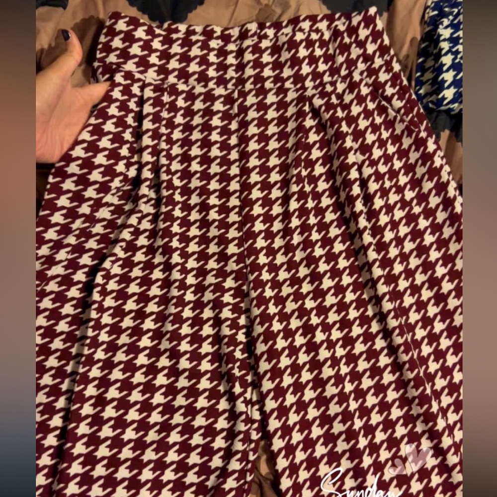 Houndstooth Patterned Pants - image 1
